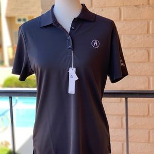 Woman’s golf shirt
